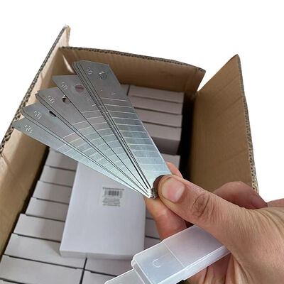 0.04mm Ultra Thin Utility Knife Blade 60# Steel Paper Cutter Blade 18mm