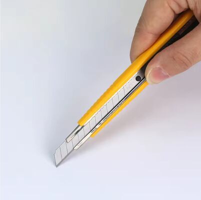 Industrial Retractable Snap Off Box Cutter Blade 9mm OEM For Trimming Woodworking
